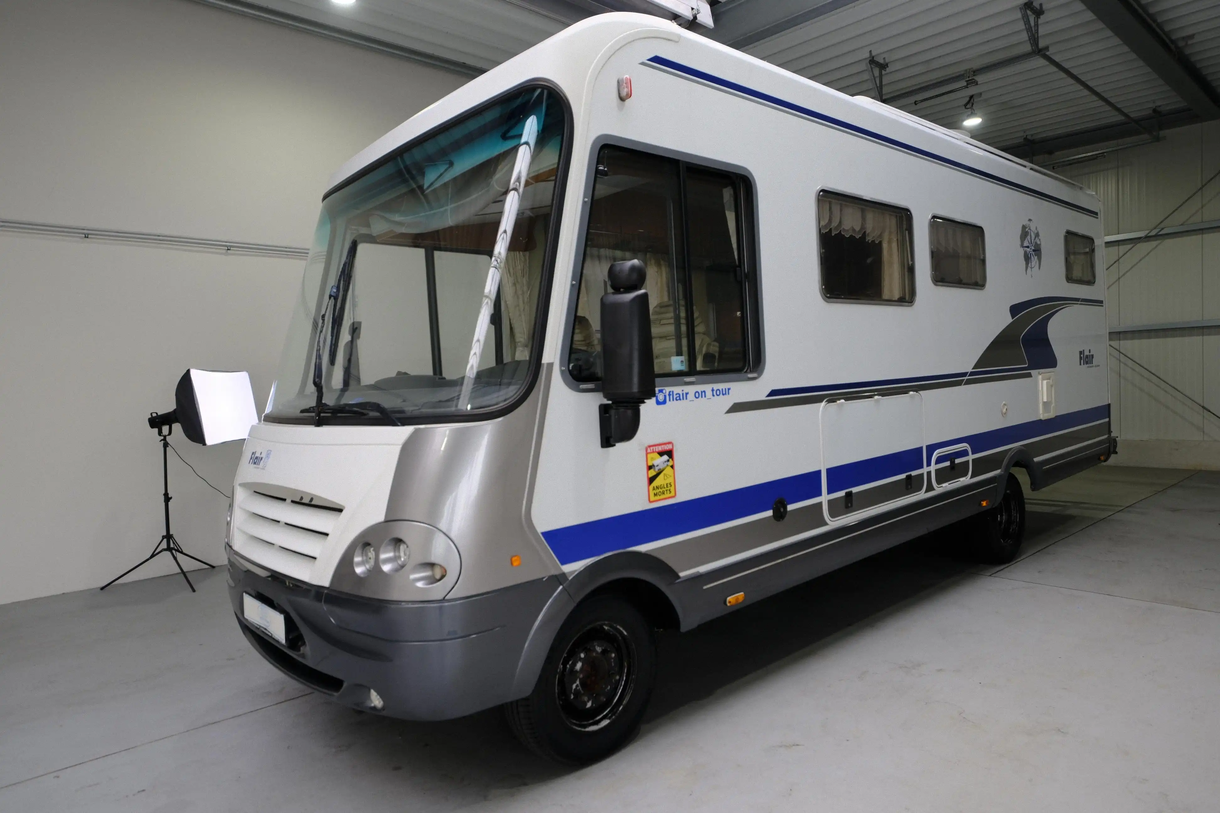 NIESMANN + BISCHOFF Flair I 8000
